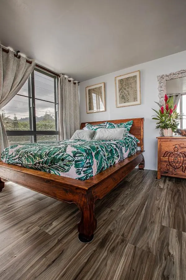 Breezy Beachfront Bali-Style Haven 180 Degree Oceanview Hauula 0*,  Amerikai Egyesült Államok